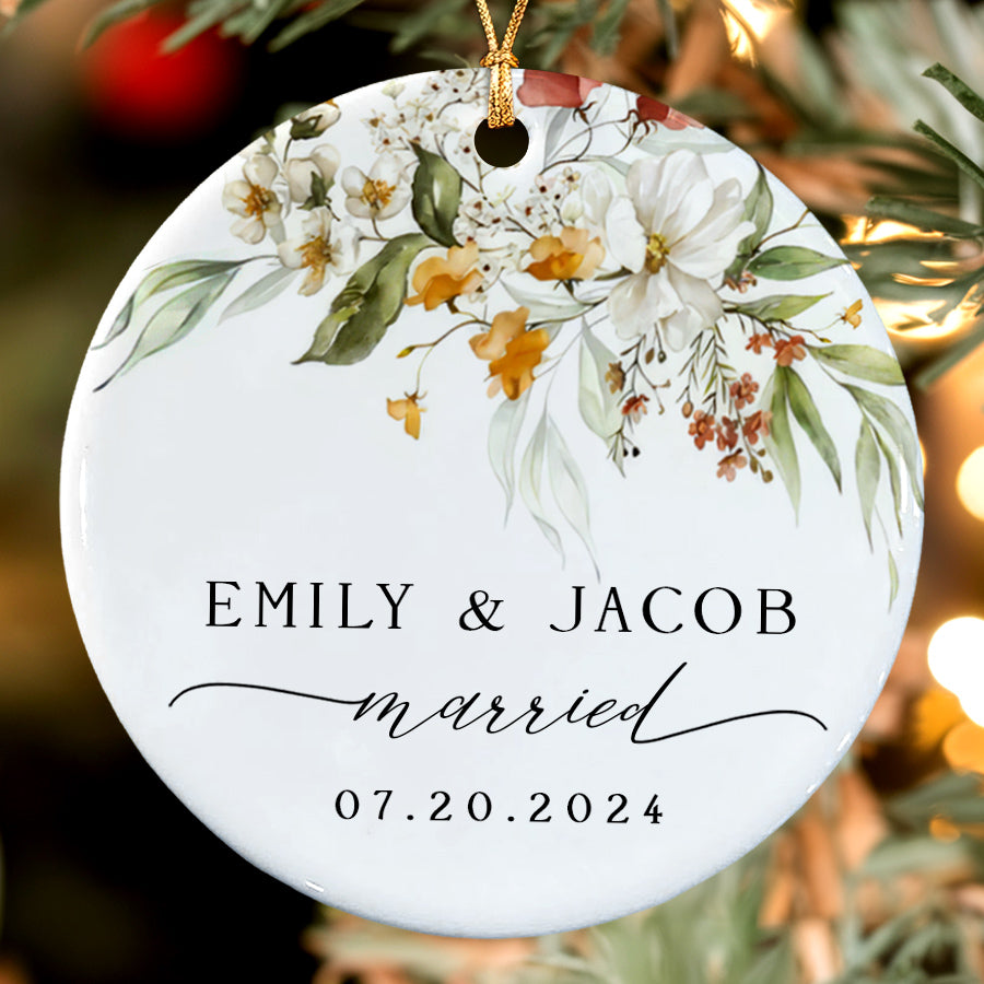 Personalized Mr Mrs Wedding Ornament