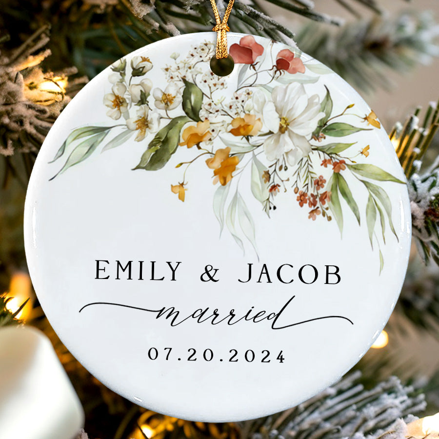 Personalized Mr Mrs Wedding Ornament